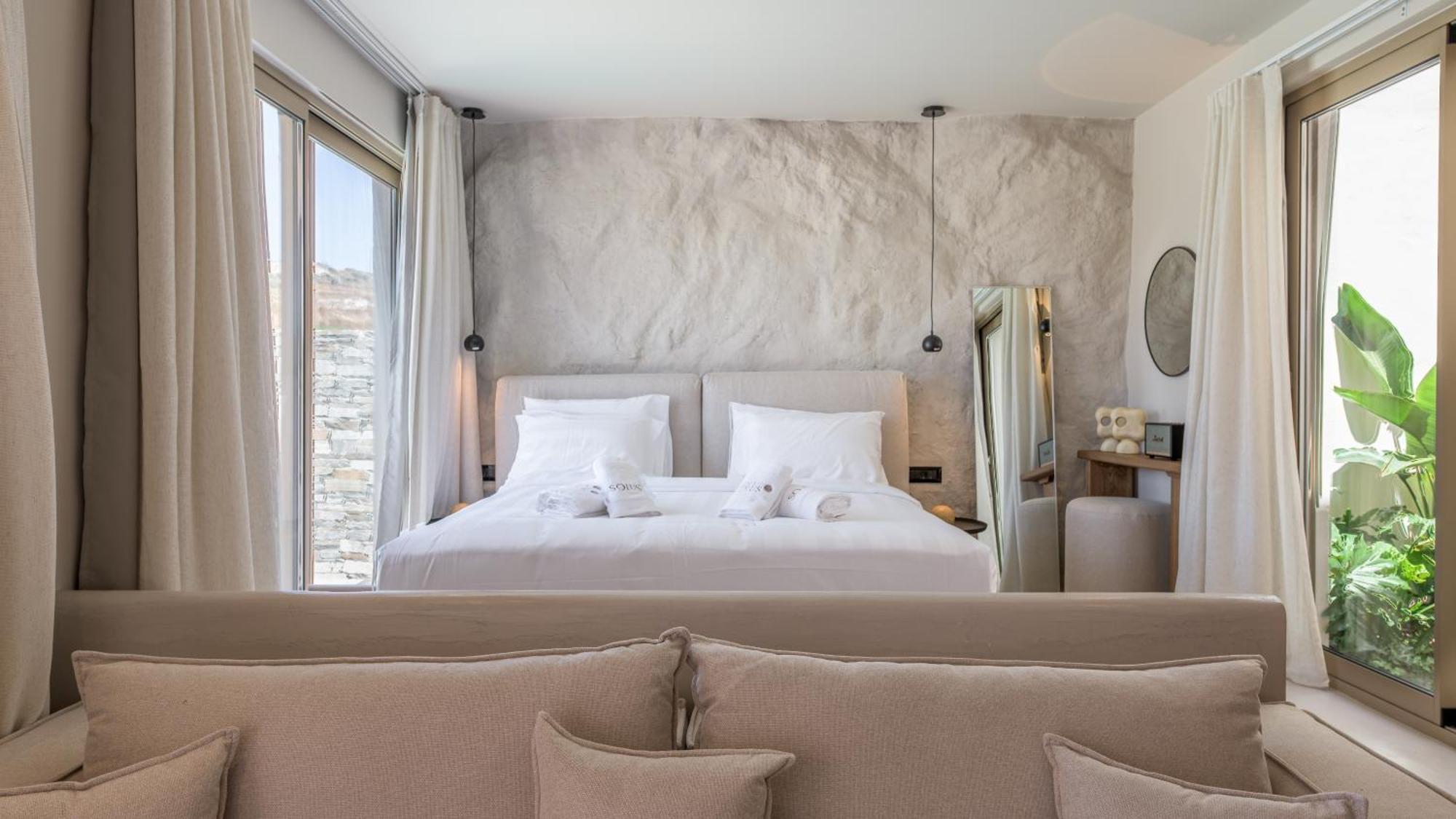 Solus Suites Milos Adamantas  Luaran gambar