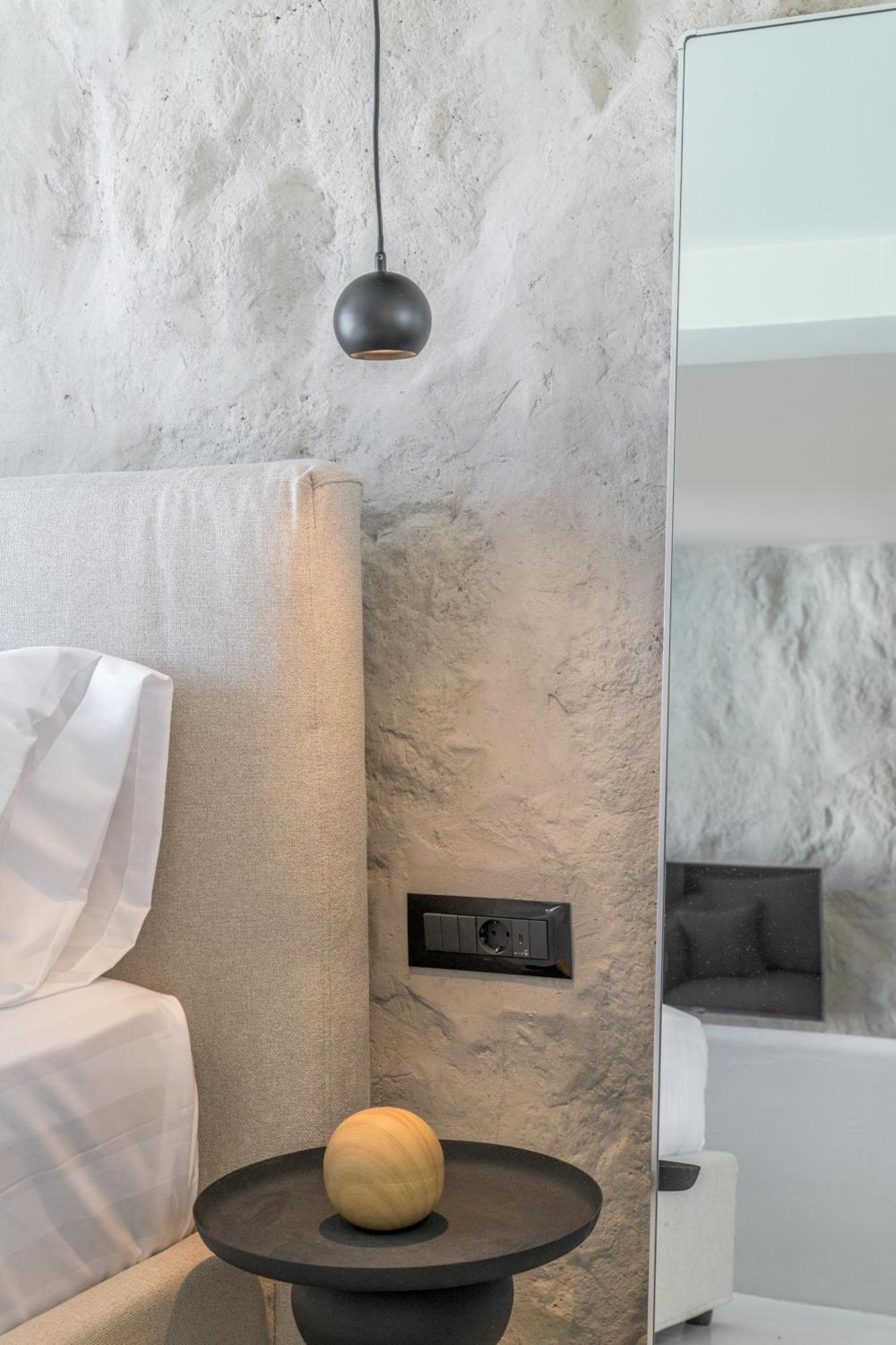 Solus Suites Milos Adamantas  Luaran gambar