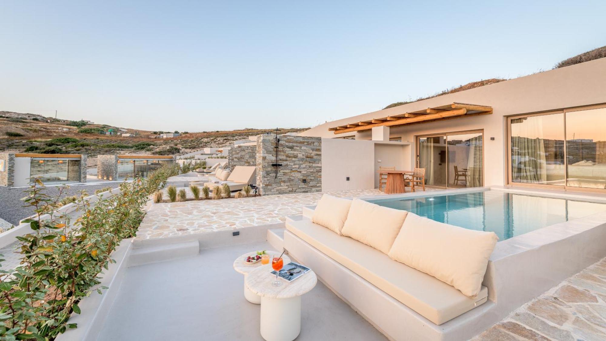 Solus Suites Milos Adamantas  Luaran gambar