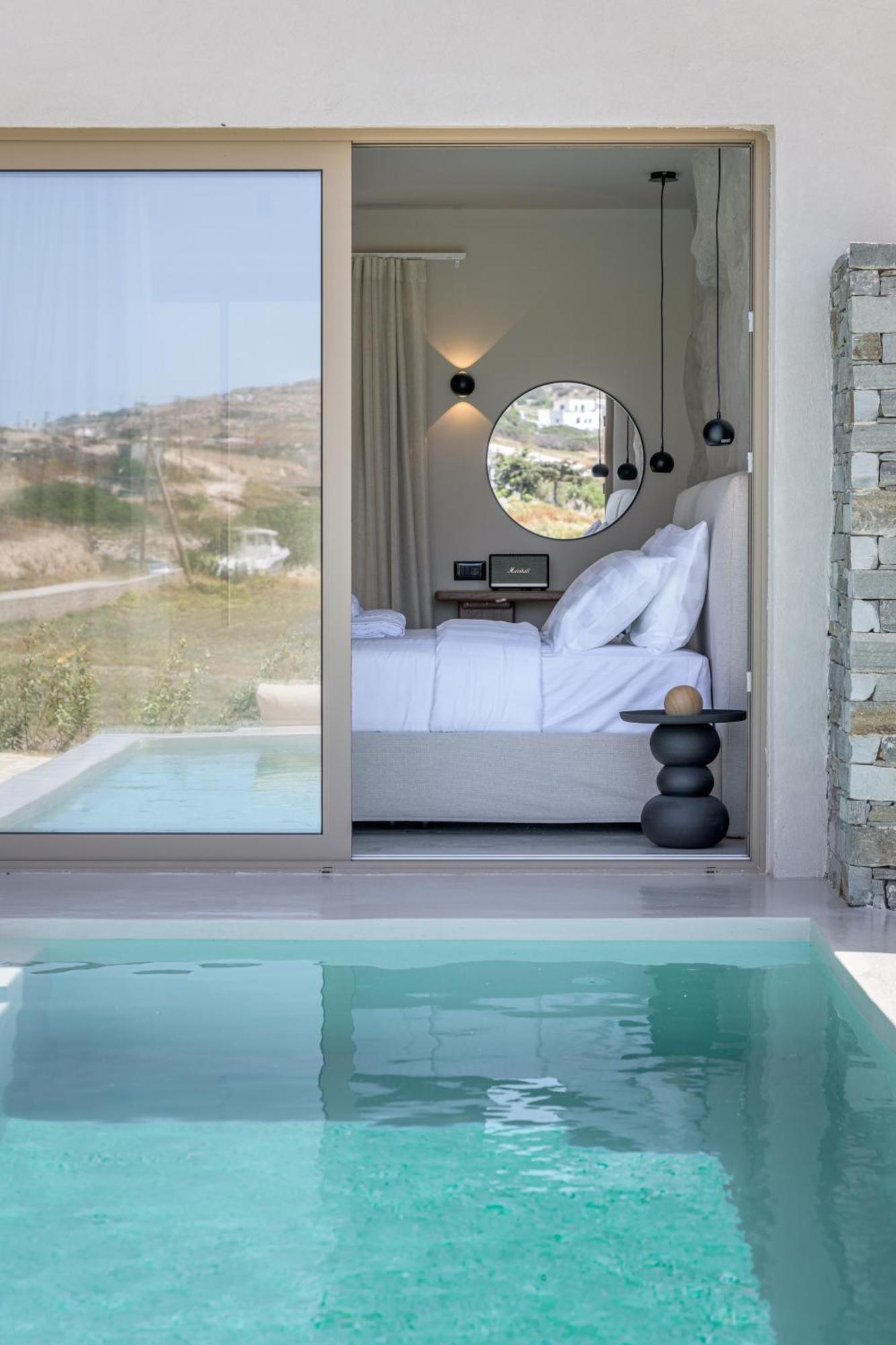 Solus Suites Milos Adamantas  Luaran gambar