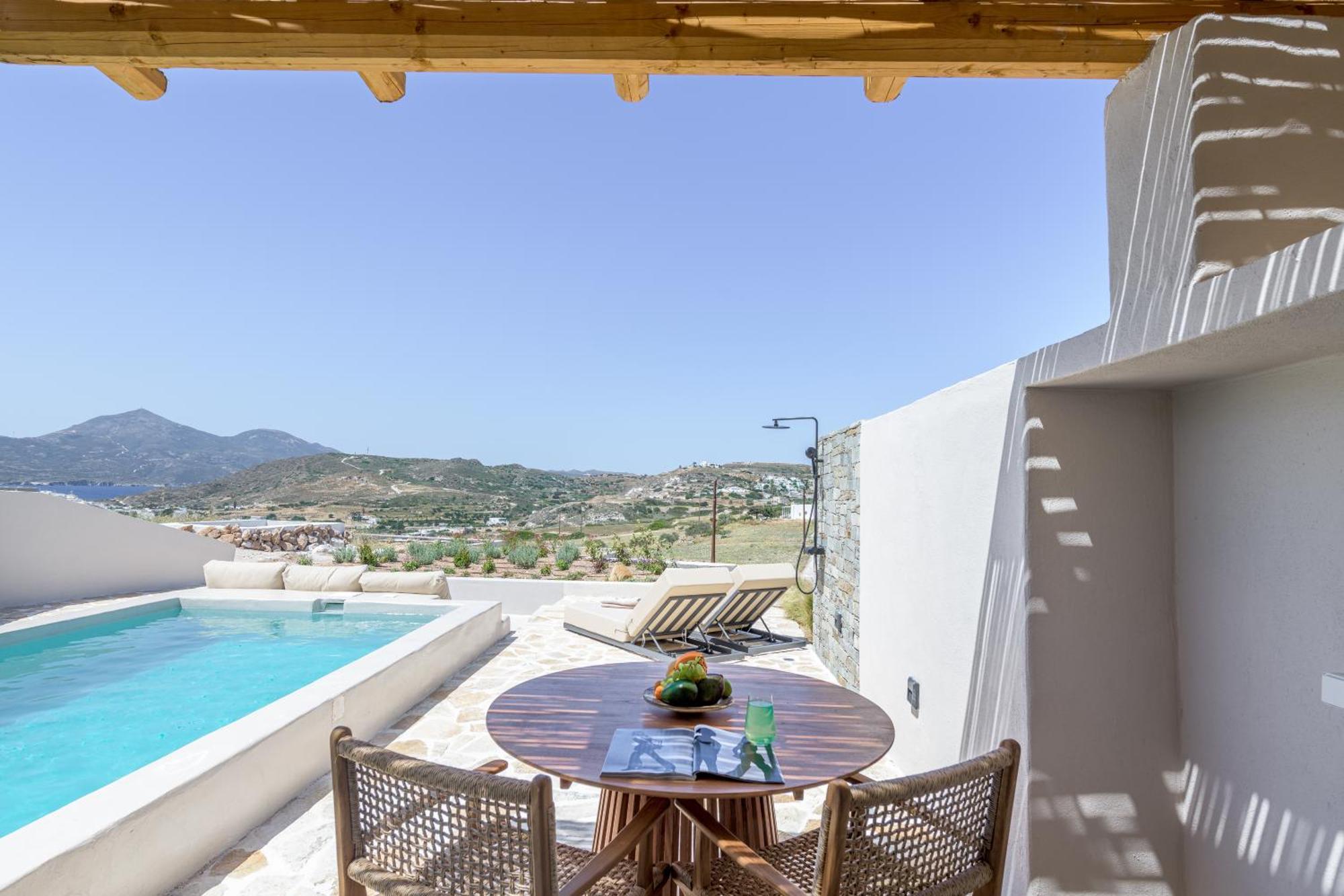 Solus Suites Milos Adamantas  Luaran gambar